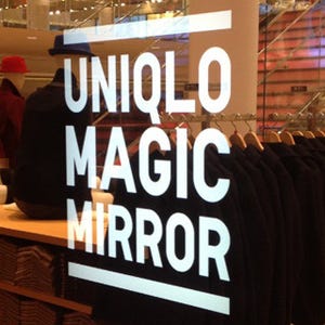 ユニクロでバーチャル試着ができる魔法の鏡「UNIQLO MAGIC MIRROR」