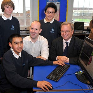 米Google、1万5000台のRaspberry Piを英国の学校に寄贈