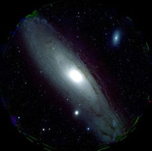“巨大デジカメ”で撮影したアンドロメダ銀河