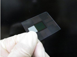 東レ、単層素子のポリマー有機薄膜太陽電池で10%超の変換効率を達成