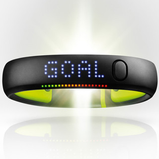 ユーザーの"活動"を記録する最新ガジェット「Nike+ FuelBand SE」-ナイキ