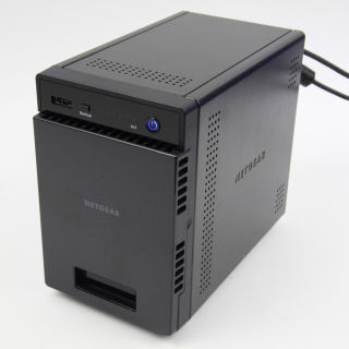 クラウドストレージとしてつかえる高性能NAS「ReadyNAS 300シリーズ」