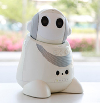 NEC、クラウド連携可能な家庭向け小型ロボット「PaPeRo petit」を開発
