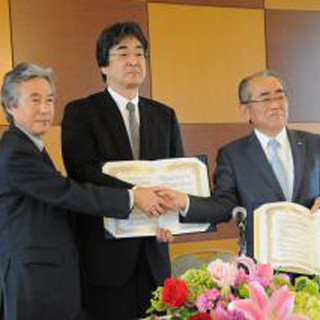 岡山大と岡山経済同友会、研究力強化に特化した連携協定を締結