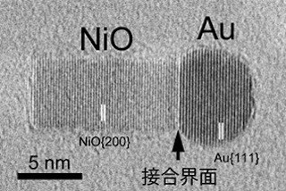 産総研、貴金属と酸化物が接合したナノ粒子の生成法を開発