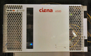 KVHとCiena、400Gbps光伝送技術による東京・大阪間通信に日本で初めて成功