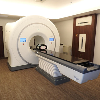 日立、柏に高精度放射線治療研修センターを開設 - トモセラピーシステムのサポート体制を強化