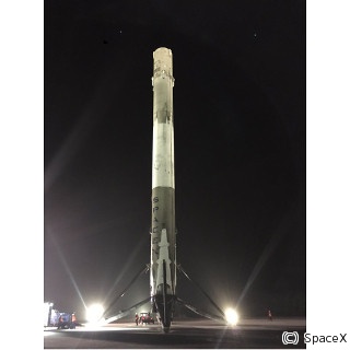 米スペースXの「ファルコン9」ロケット、第1段機体の着陸に成功