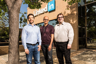 Microsoft、大手SNS「LinkedIn」を262億ドルで買収