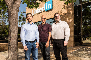 Microsoft、大手SNS「LinkedIn」を262億ドルで買収