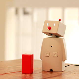 ユカイ工学とATR、自然な会話を実現する家庭内ロボットの共同開発で合意