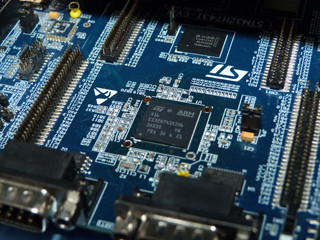 ST、セキュア機能を搭載した産業機器/IoT向けCortex-M7マイコンを発表