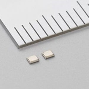 村田製作所、1.2×1.0mmの高精度水晶振動子を発表