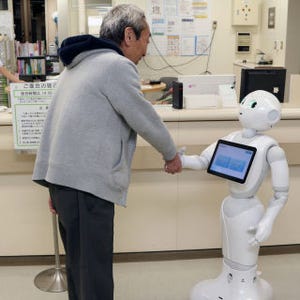 ロボット・セラピーとしてPepper導入、入院患者と触れ合い自発性向上に効果