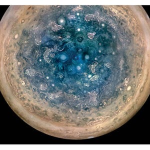木星表面に多数の対流や渦 米探査機「ジュノー」が観測