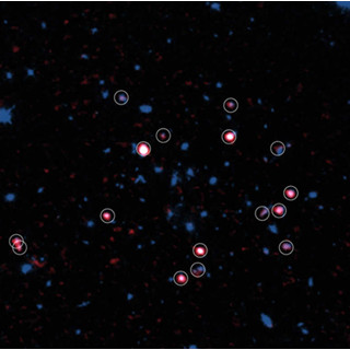遠方銀河団でガスに富む17の銀河を発見 国立天文台などがアルマ望遠鏡で