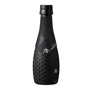 日本酒の生酒用容器にDNPの遮光性PETボトルが採用