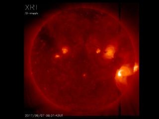 JAXA、太陽観測衛星「ひので」が大規模太陽フレアの観測に成功