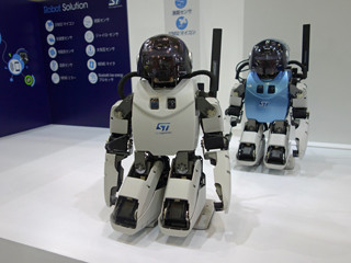 47個の自社デバイスでヒト型ロボットを実現したST - ET 2017