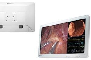 EIZO、3画面同時表示に対応した26型フルHDワイド手術用モニター発表- 5月発売