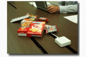 村田製作所とグリコ、お菓子がコミュニケーションに与える影響を実験