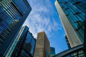 羨ましいと思う企業ランキング、第2位は地方公務員 - 第1位は?