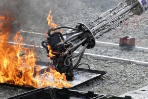 "火中の栗"を拾える耐火ロボットハンド - ImPACT/TRCが開発成果を披露