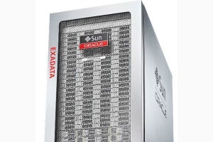 オラクル、データベース・マシンの新製品「Exadata X8M」発表
