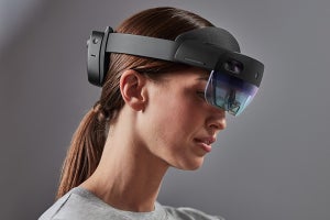 日本マイクロソフト、法人向けに「HoloLens 2」を出荷開始