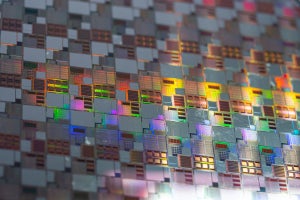 YMTC、中国企業より3D NAND向けエッチング装置を購入 - 中韓メディア報道
