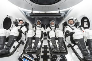 野口聡一宇宙飛行士、10月31日にスペースXの宇宙船で宇宙へ