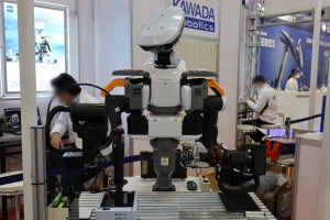 ヒト型ロボットの老舗カワダロボティクスが手掛ける協働ロボット「NEXTAGE」