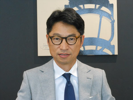 吉田克典氏