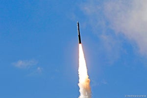 米国の固体ロケット「ミノトールI」、8年ぶりの打上げ - 謎の偵察衛星搭載