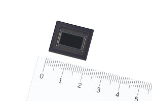 ソニー、セキュリティカメラ向け1/1.2型4K対応CMOSイメージセンサを発売