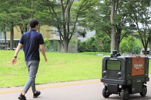 楽天とHonda、大学構内で自動配送ロボットの走行実証実験を開始