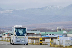 雪や氷点下の環境での自動運転バスの運行‐ソフトバンク子会社が実施