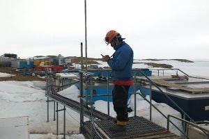 NECネッツエスアイ、南極・昭和基地でローカル5G実証実験を開始