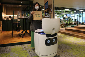 超高層ビル「東京ミッドタウン八重洲」に導入予定のデリバリーロボット、どんな機能？