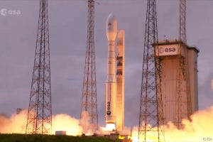 欧州の新たな小型ロケット「ヴェガC」初打ち上げに成功 - 期待と不安の船出
