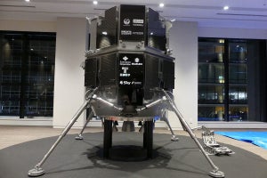 ispaceの月面ランダーは正常に飛行開始、日本初・民間初の着陸に向け前進