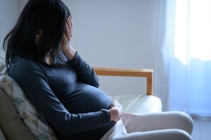 産前の精神科的な既往症が産後の自殺企図リスクを高める　東北大が発見