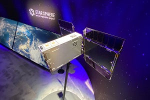 ソニーやアークエッジの超小型衛星が会期中に宇宙に放出 - CES 2023
