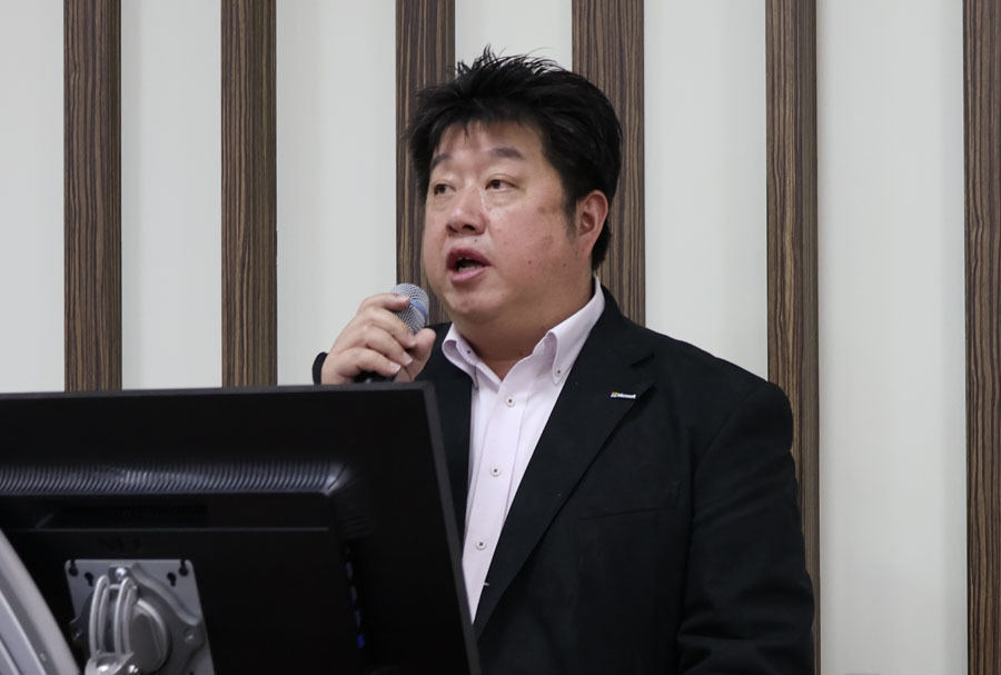 日本マイクロソフト 執行役員 常務 クラウド＆ソリューション事業本部長 岡嵜禎氏