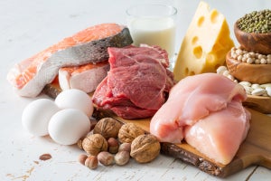 高齢期の健康維持に最適な食事のタンパク質比率は25～35%　早大などが発表