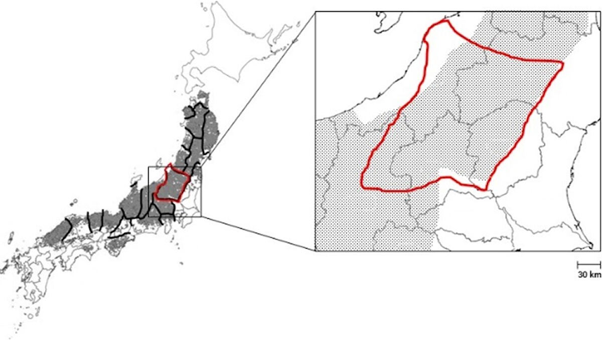 日本におけるツキノワグマの分布域と越後・三国個体群の位置図。