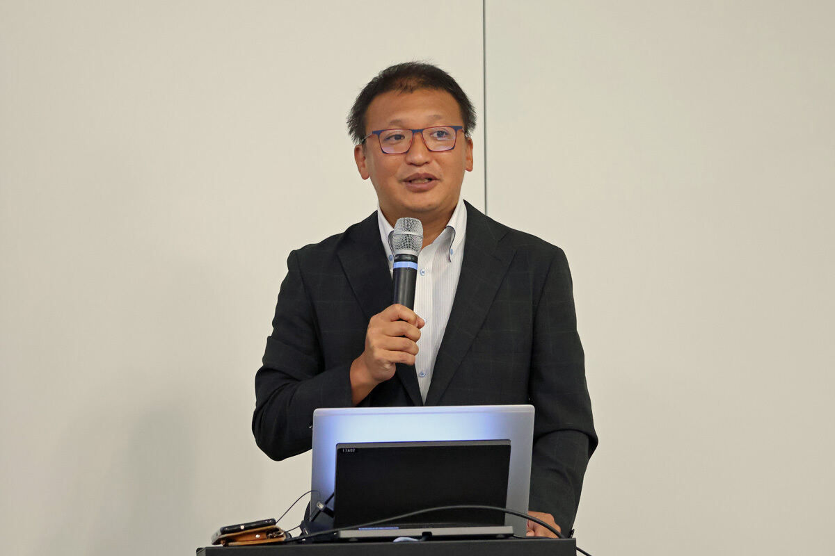 日本NPOセンター 事務局次長 上田英司氏