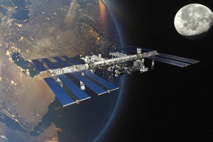 アストロスケール、ISS後継機の軌道上サービス事業検討パートナーに選定