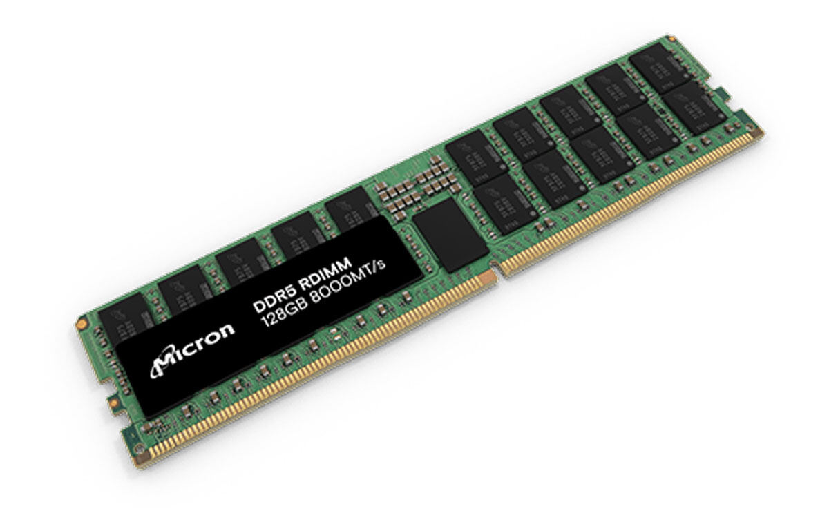 32Gビットモノリシックダイベースの128GB DDR5 RDIMMの外観