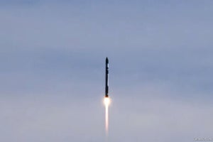 ロケット・ラボ「エレクトロン」ロケット打ち上げ再開、QPS研究所の衛星を搭載